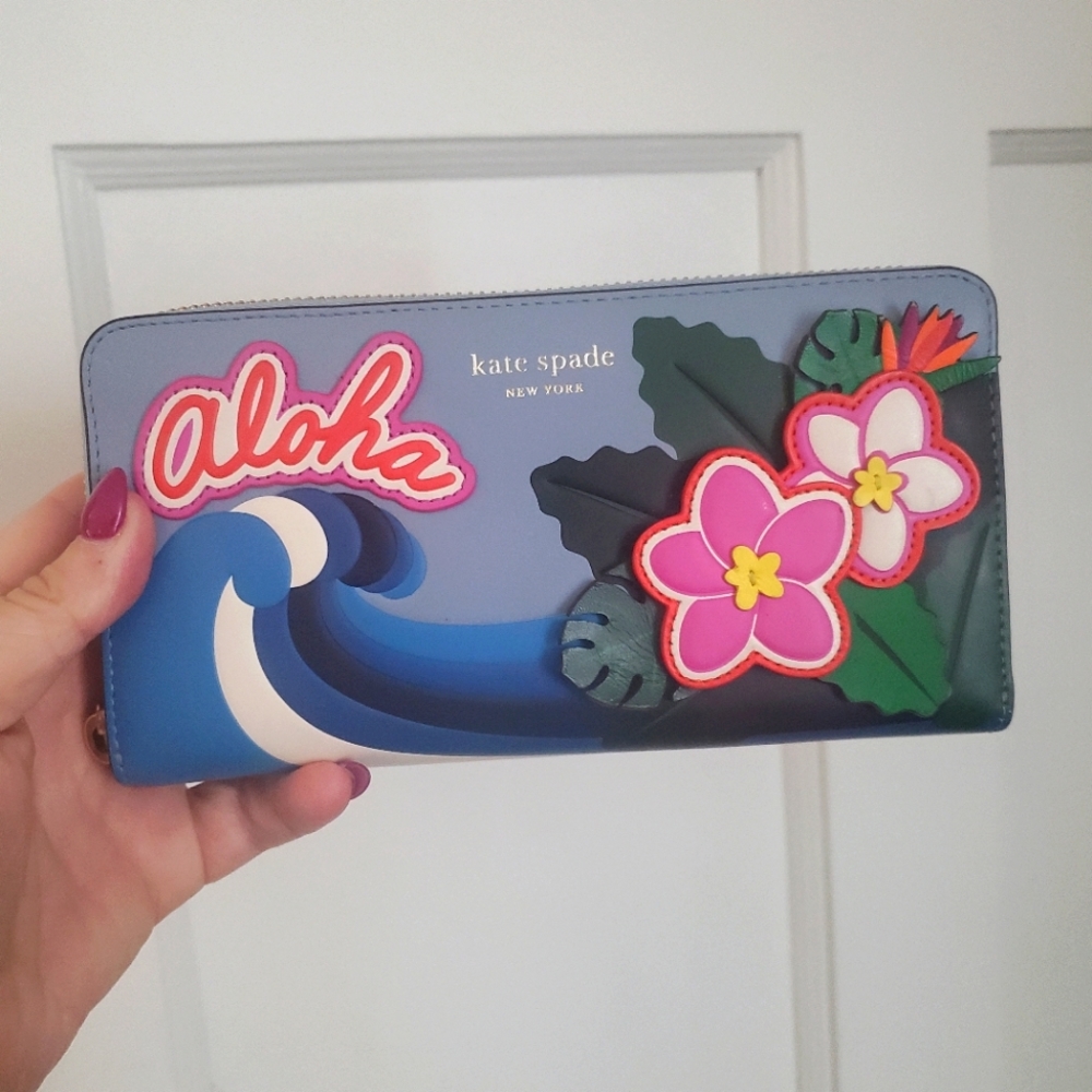 Kate spade aloha wallet